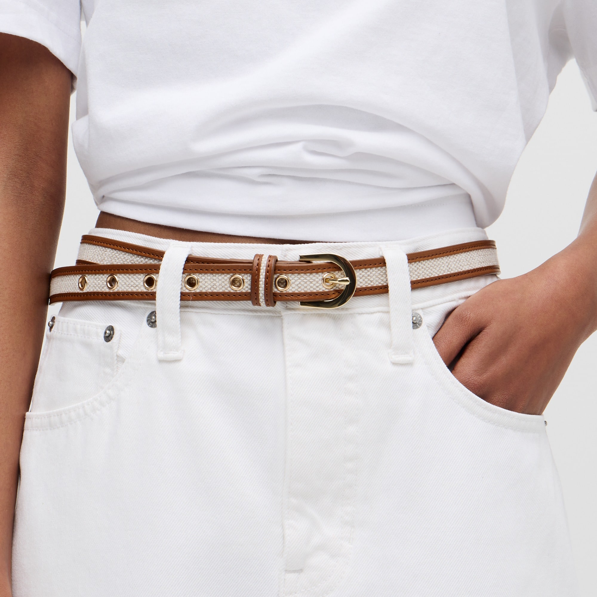 womens Slim classic belt in Italian leather