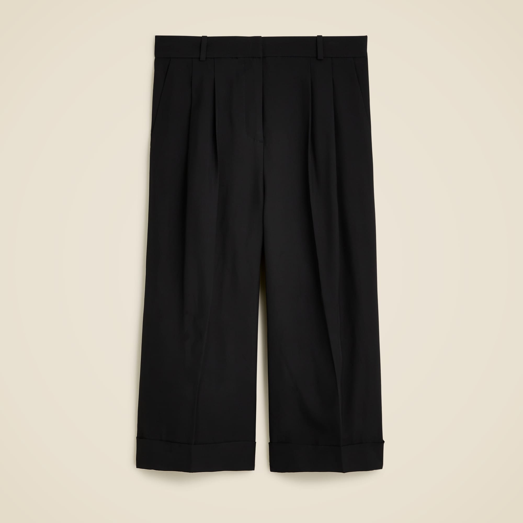  Long pleated trouser short in drapey viscose